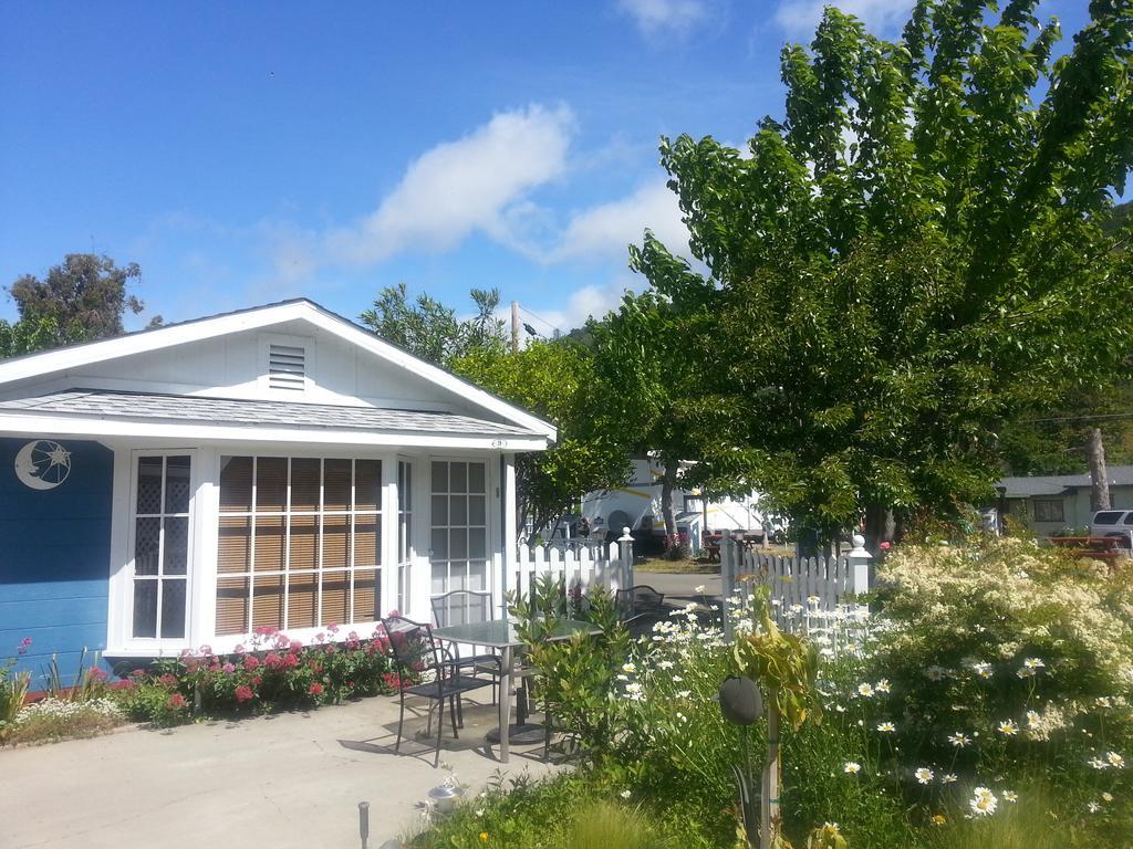 Lake Place Resort Glenhaven Extérieur photo