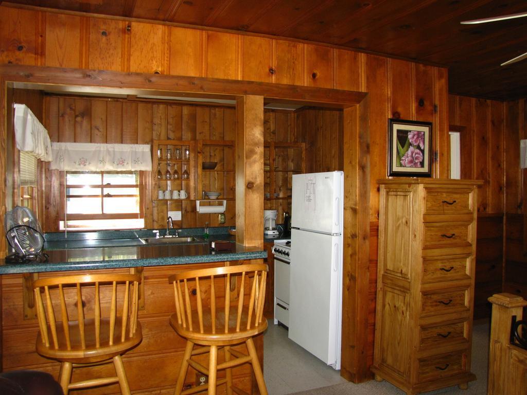 Lake Place Resort Glenhaven Chambre photo