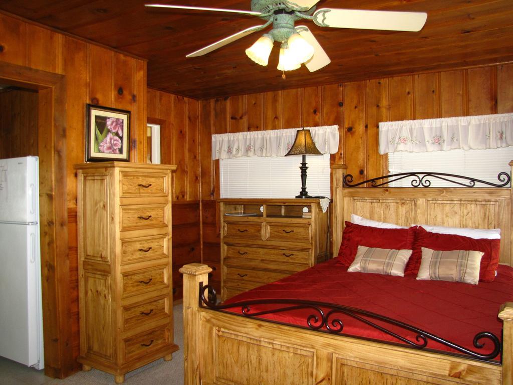 Lake Place Resort Glenhaven Chambre photo